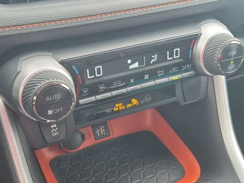 Used 2024 Toyota RAV4 Adventure AWD/4WD image 18
