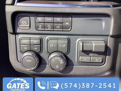 New 2026 Chevrolet Suburban LS w/ Max Trailering Package AWD/4WD image 16