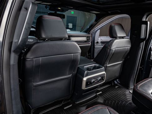 Used 2023 Ford Expedition Limited RWD image 35