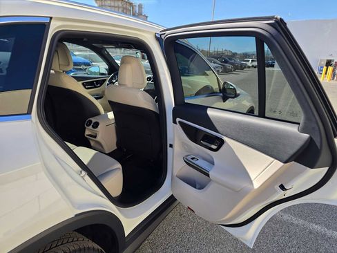 New 2026 Mercedes-Benz GLC 300 GLC 300 image 14