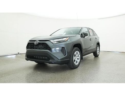 Used 2025 Toyota RAV4 LE FWD image 32