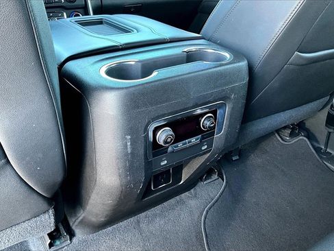 Used 2021 Chevrolet Tahoe LT image 32