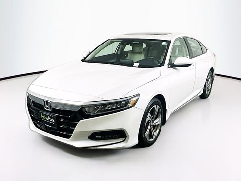 Used 2018 Honda Accord EX image 3