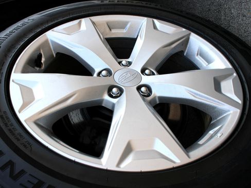 Used 2015 Subaru Forester 2.5i w/ Alloy Wheel Package image 7