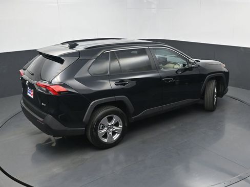 Used 2022 Toyota RAV4 XLE image 34