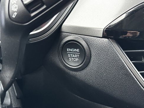 Used 2023 Ford Escape Active image 10