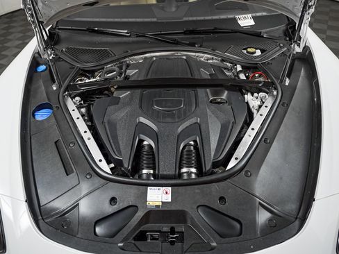 Certified 2023 Porsche Panamera 4S AWD/4WD image 12