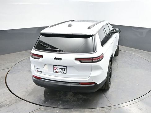 New 2026 Jeep Grand Cherokee L Limited AWD/4WD image 39