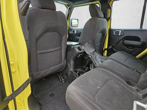 Used 2023 Jeep Gladiator Sport AWD/4WD image 10