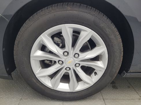 Used 2023 Chevrolet Malibu LT FWD image 31