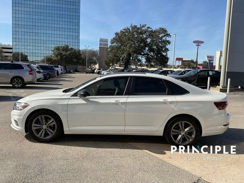 Used 2020 Volkswagen Jetta R-Line image 5