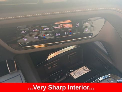 Used 2023 Buick Envision Preferred w/ Sport Touring Package image 13