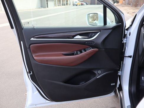 Used 2019 Buick Enclave Avenir w/ Avenir Technology Package image 25