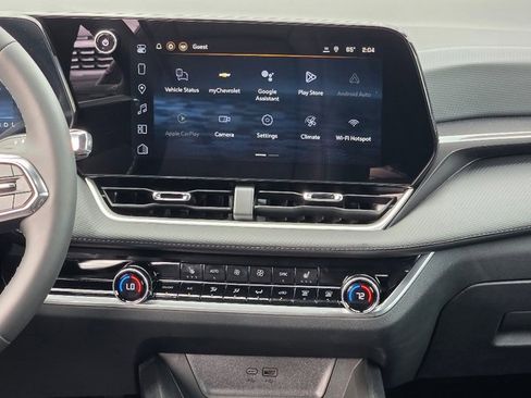 New 2026 Chevrolet Equinox LT w/ Convenience Package II image 3