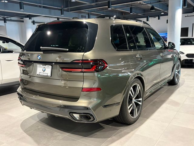 New 2026 BMW X7 xDrive40i w/ M Sport Package AWD/4WD image 4
