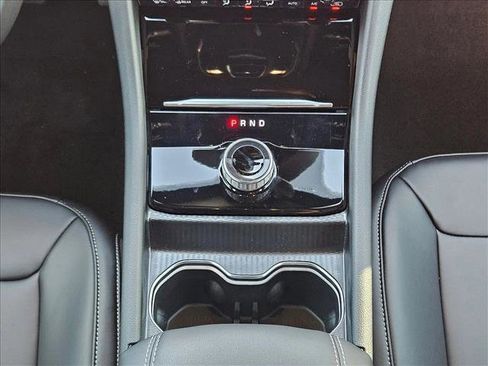 New 2025 Jeep Grand Cherokee L Limited w/ Trailer Tow Package image 12