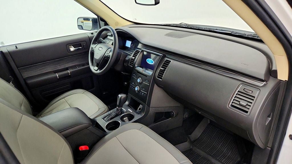 Used 2019 Ford Flex SEL w/ Equipment Group 202A AWD/4WD image 25