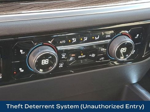 Used 2022 Chevrolet Silverado 1500 LT Trail Boss w/ Convenience Package II image 20