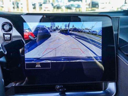 Used 2023 Chevrolet Corvette Stingray Convertible w/ Z51 Performance Package image 24