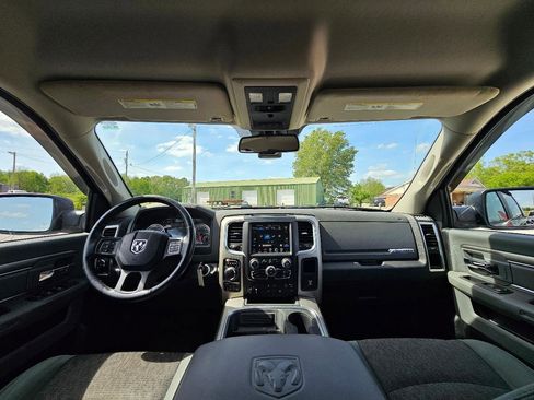Used 2016 RAM 1500 Big Horn image 36