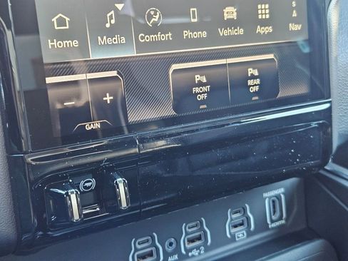 New 2026 RAM 1500 Laramie w/ Night Edition AWD/4WD image 31
