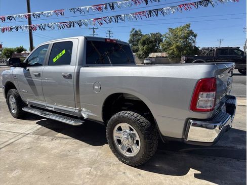 Used 2022 RAM 2500 Big Horn AWD/4WD image 7
