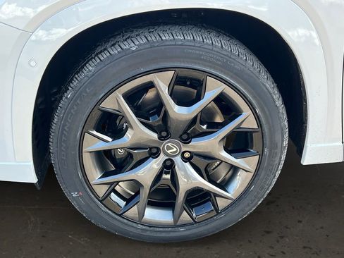 New 2026 Lexus TX 500h AWD image 24