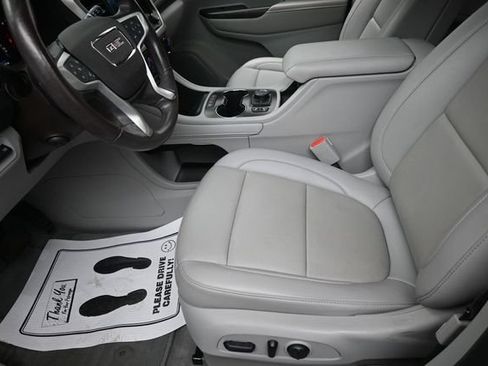 Used 2021 GMC Acadia SLT w/ Technology Package FWD image 15