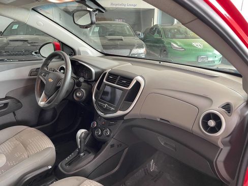 Used 2020 Chevrolet Sonic LS image 28