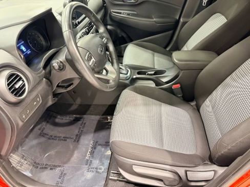 Used 2019 Hyundai Kona SEL image 27