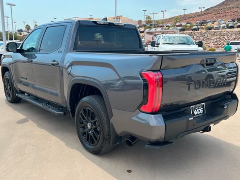 Used 2025 Toyota Tundra Limited AWD/4WD image 3