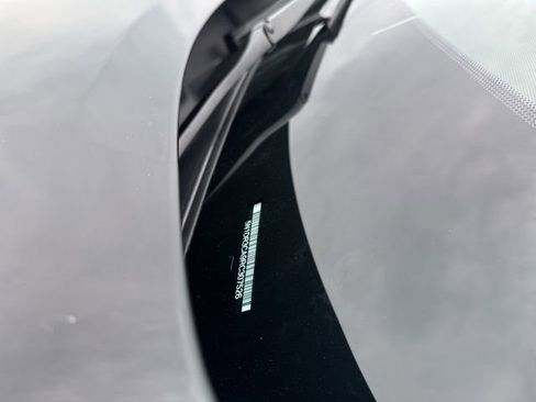 Used 2024 Nissan Pathfinder SL FWD image 27