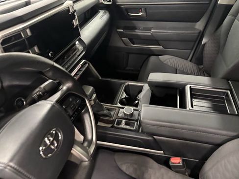 Used 2024 Toyota Tundra SR5 AWD/4WD image 19