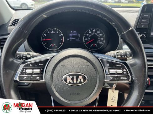 Used 2021 Kia Seltos S AWD/4WD image 17