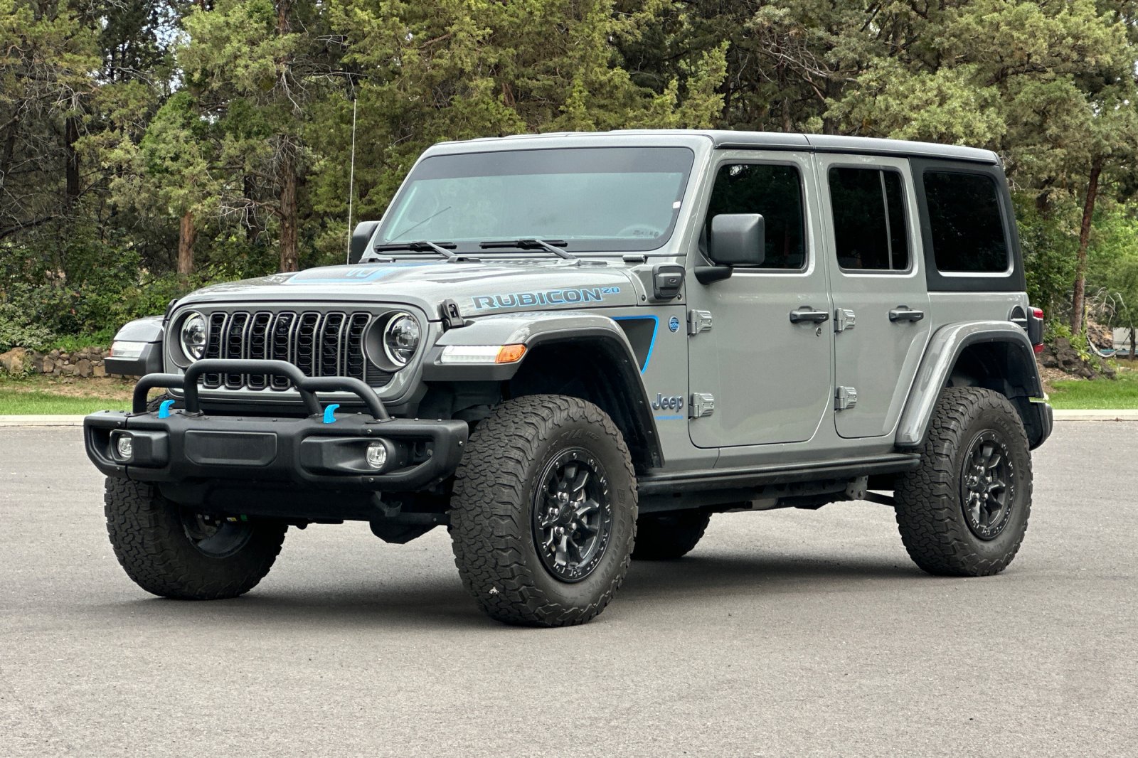 Used 2023 Jeep Wrangler Unlimited Rubicon 4xe AWD/4WD image 8
