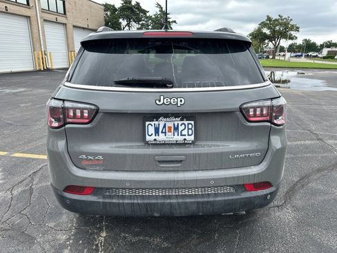 Used 2022 Jeep Compass Limited AWD/4WD image 7
