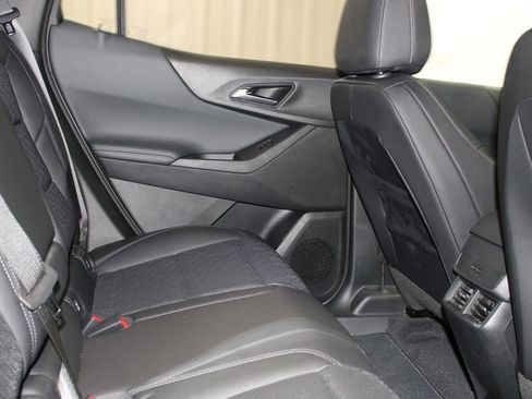 New 2025 Chevrolet Equinox LT w/ Convenience Package II image 23