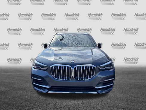 Used 2022 BMW X5 sDrive40i w/ Luxury Seating Package RWD image 3