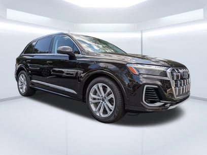 New 2025 Audi Q7 3.0T Prestige