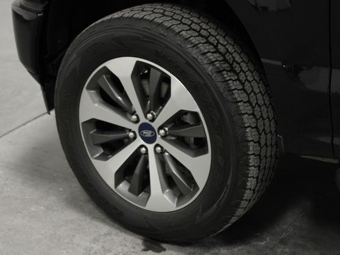 Used 2020 Ford F150 XL w/ Equipment Group 101A Mid image 10