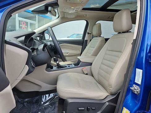 Used 2018 Ford Escape Titanium w/ Ford Safe & Smart Package AWD/4WD image 12