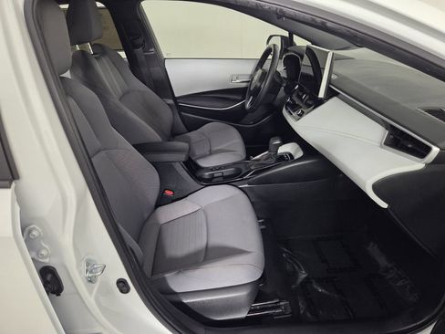 Used 2025 Toyota Corolla FX w/ Convenience Package FWD image 32