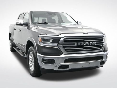 Used 2022 RAM 1500 Laramie AWD/4WD image 3