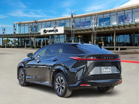 Used 2024 Lexus RZ 300e Premium image 4