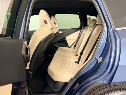 New 2026 BMW X3 xDrive30i w/ Convenience Package AWD/4WD image 14
