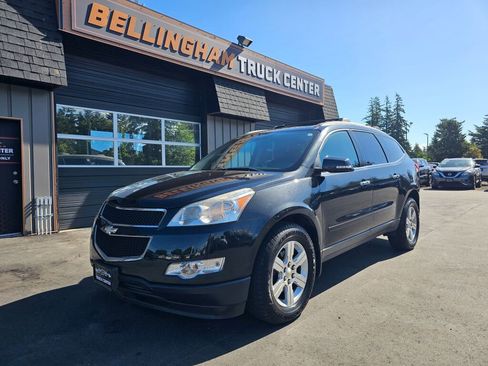 Used 2011 Chevrolet Traverse LT w/ Personal Connectivity Package AWD/4WD image 1