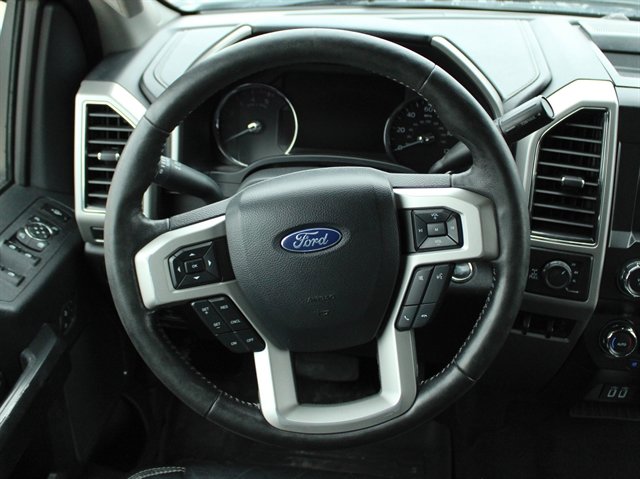 Used 2019 Ford F250 Lariat w/ Lariat Ultimate Package AWD/4WD image 16