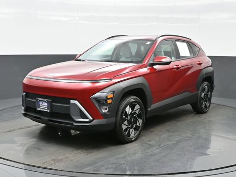 Used 2025 Hyundai Kona SEL AWD/4WD image 2