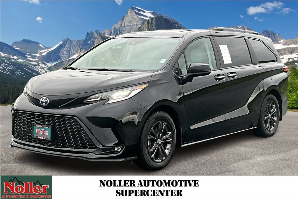 Used 2025 Toyota Sienna XSE AWD/4WD image 1