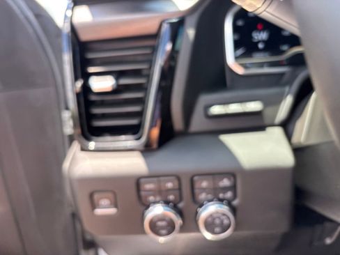 Certified 2024 GMC Sierra 2500 AT4 w/ AT4 Premium Plus Package AWD/4WD image 19